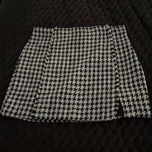 Zara Houndstooth Skirt